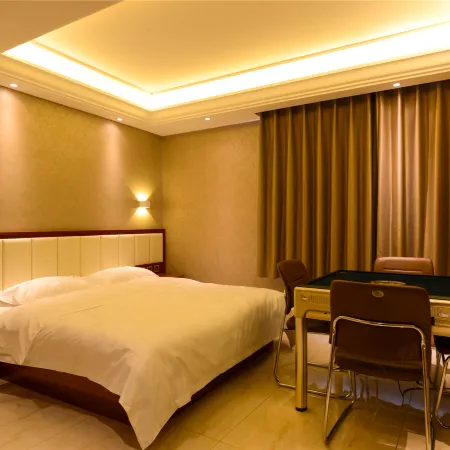 Panshi Zijinghua Business Hotel