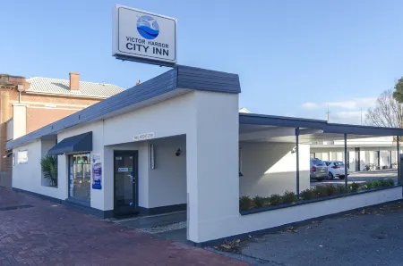 Victor Harbor City Inn Отели рядом с достопримечательностью «Суогман Кантри Дининг @ Софтфут»
