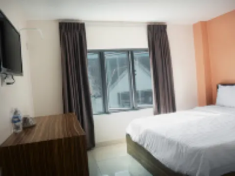Brezza Hotel Lumut Hotels in Manjung