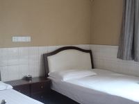乐山天祥旅馆 - 标准双床房(公共卫浴)