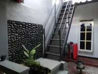 Rumah Larasati - Hostels