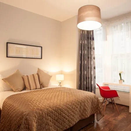 Lamington Apartments - Hammersmith Отели рядом с достопримечательностью «Стадион «Лофтус Роуд»»