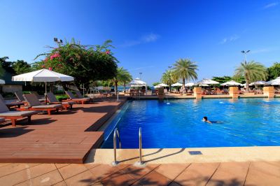 屋外プール デュシタニ パタヤの写真