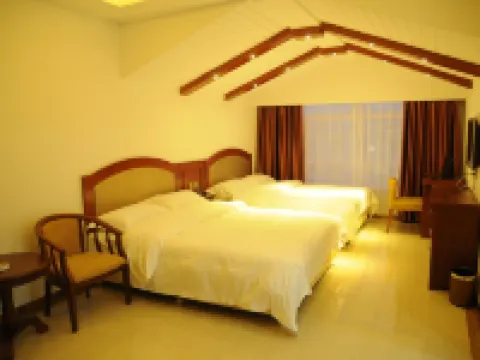 Xinhao Business Hotel Hotels in Liuhe