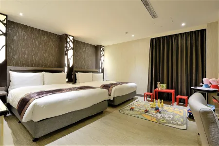 J-Hotel