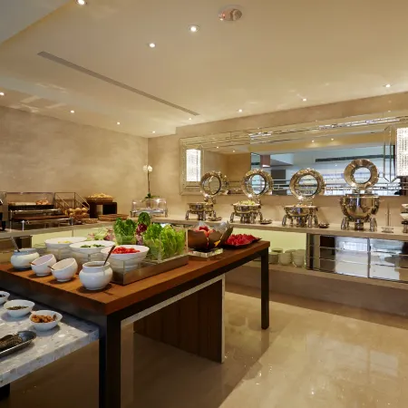 Taipei Fullerton Hotel - Maison North Отели рядом с достопримечательностью «Храм Hsing Tien»