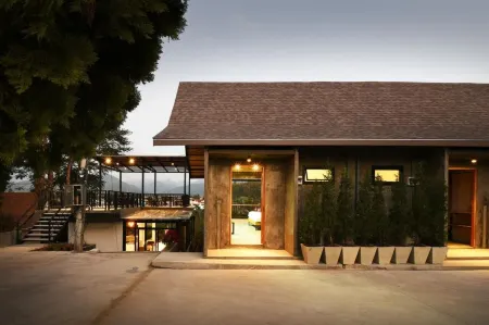 Cocoa Valley Resort Отели в г. Район Пуа