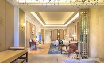 Zhengzhou Qianna Hotel Splendor Donglin Lake