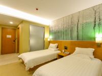 9号艺术酒店(温州动车南站店) - 标准双床房
