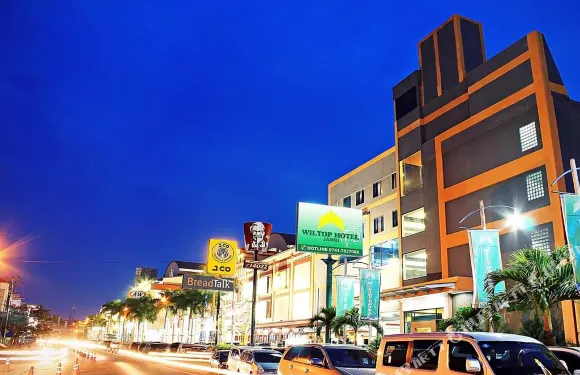 威爾託普酒店佔碑