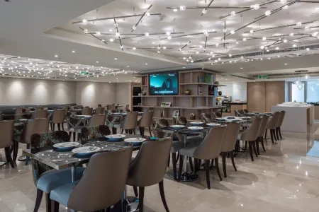 K Hotel Taipei Chang-An Отели рядом с достопримечательностью «Shi Lin Ci Cheng Gong»