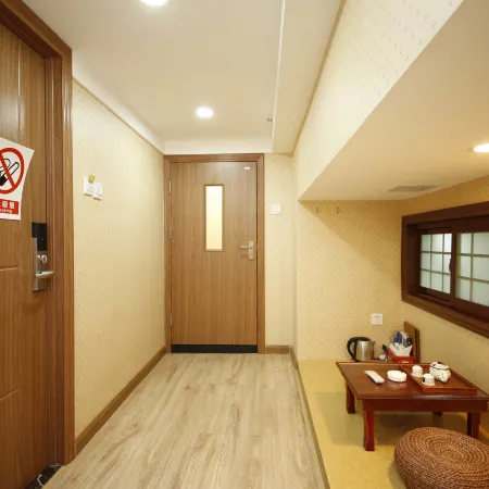 Dandong Yading Hotel