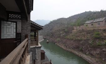 1. 베이징 구베이 ..