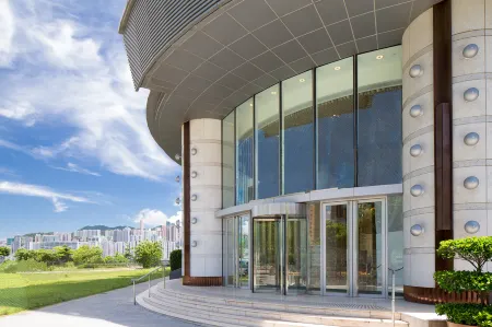 Kowloon Harbourfront Hotel