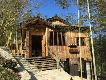 Lishui Lvjing Farmhouse Отели рядом с достопримечательностью «The White Cloud Cliffs»
