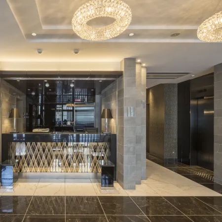 Hotel. Links Namba Отели рядом с достопримечательностью «Концертный зал Namba Hatch»
