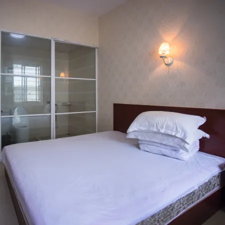 Changxing Xuanhang Hotel