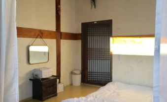 Ginkgo Tree Guesthouse