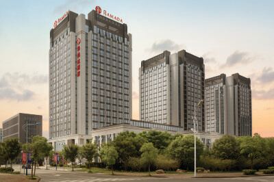 Ramada by Wyndham Jiaxing فنادق في جياشينغ