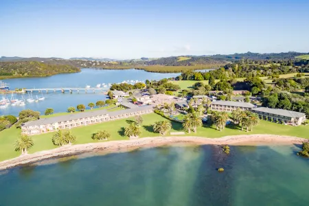 Copthorne Hotel & Resort Bay of Islands Отели в г. Waitangi