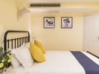 杭州铅笔酒店公寓 - 温馨大床房