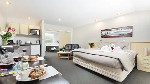 Arthur's Court Motor Lodge