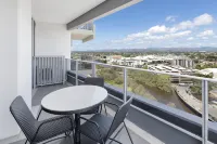 Meriton Suites Broadbeach - Balcony