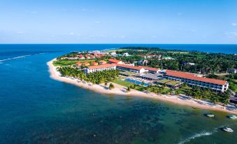 Amaya Beach Passikudah