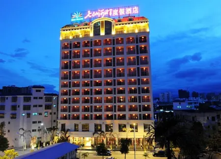 Qixian Riverside Hotel Отели рядом с достопримечательностью «Shenyu Island»