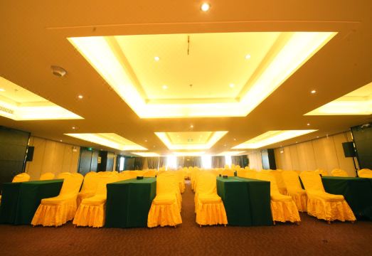 바이하이 홀리데이 인