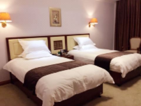 滦县胜富酒店 - 标准间