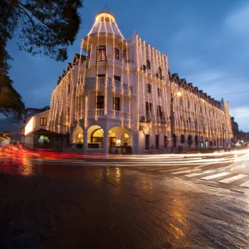 Queen's Hotel Kandy - 160 Years of Heritage & Luxury