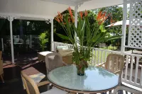 South Pacific Bed & Breakfast - breakfast