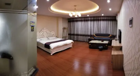 Qplus·Yunxiao Aimei Severice Hotel Отели рядом с достопримечательностью «Triton Bay»