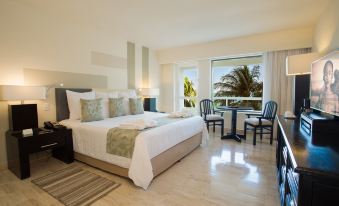 Dreams Sands Cancun Resort & Spa