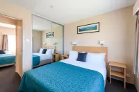 Bay View Villas Hotels in West Hobart