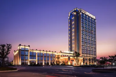 Jiulong International Hotel Hotels near Yanchengshi Rongbaoxuan Gutaoci Museum