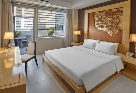 퀘스트 호텔 세부 외관