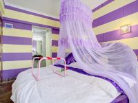 西安避风港家庭公寓 - 情侣紫色电动床