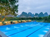 Moon Villa (Yangshu Ten-mile Gallery Yulong River) Hotels near Julong Deep Pool