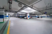 維也納酒店（九江湖口石鐘山大道店） - 停車場