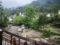 Shitai Xifu Wellness Resort - Hot Tub