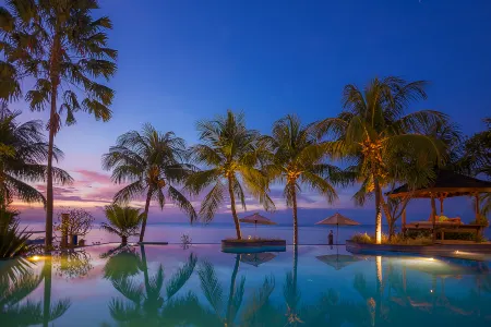 Padmasari Resort Lovina Отели рядом с достопримечательностью «GKII BUKIT KALVARI BANYUSERI»