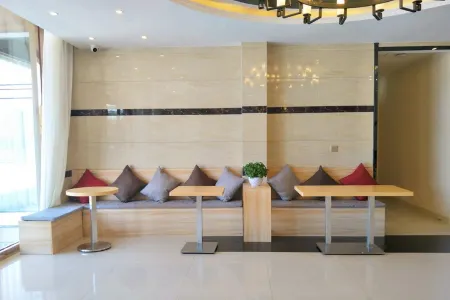 Homeinn Pebble Hotel (Xingcheng Xinghai South Street) Отели рядом с достопримечательностью «Three Reef Range Rover»