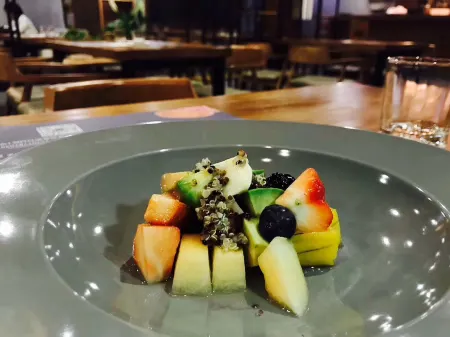 hechishiyizhouqupanjiangjingshejiudian（yizhoulongjiangerqiaodian） Отели рядом с достопримечательностью «Xiajian River Scenic Area»