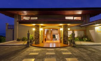 Baan Phuttarak - Seaview Private Villa