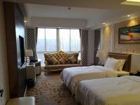 广州凯尔卡顿大酒店 - 豪华两室三床房