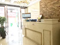 Xiantao Ganquan Fashion Hotel - Pet friendly