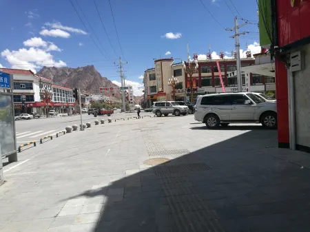 Xiangfulou Business Hotel