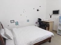 湛江维也纳爱情公寓 - 温馨大床房